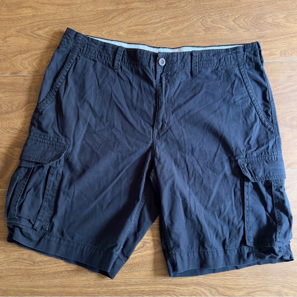 Tommy Hilfiger Men’s Black Classic Fit Cargo 100% Cotton Shorts size 40